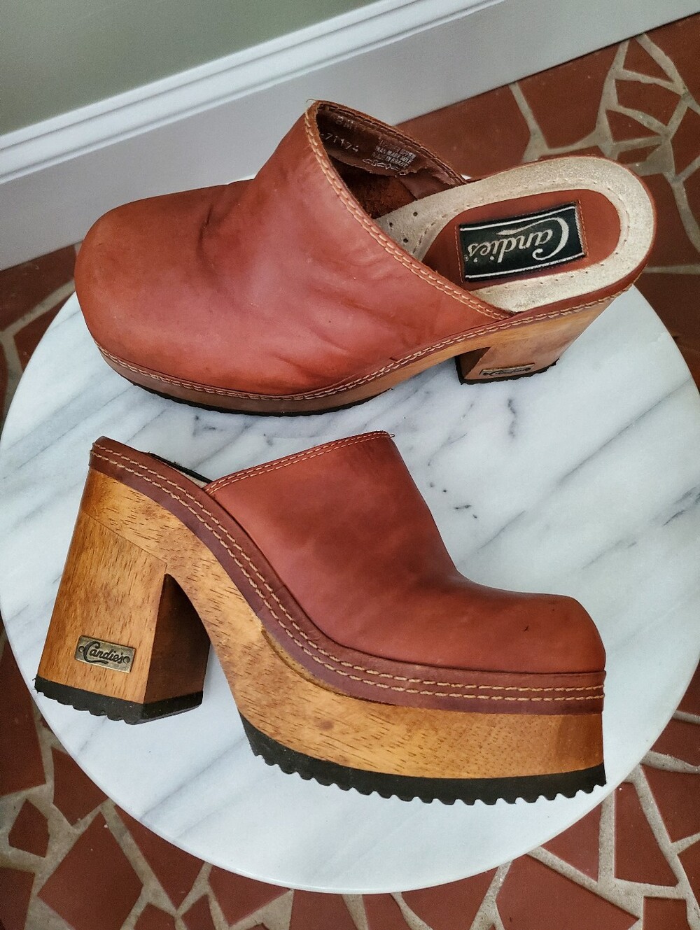 Vintage Candie's Iconic Wooden Platform Leather Mule Clogs - Picture 2 of 13